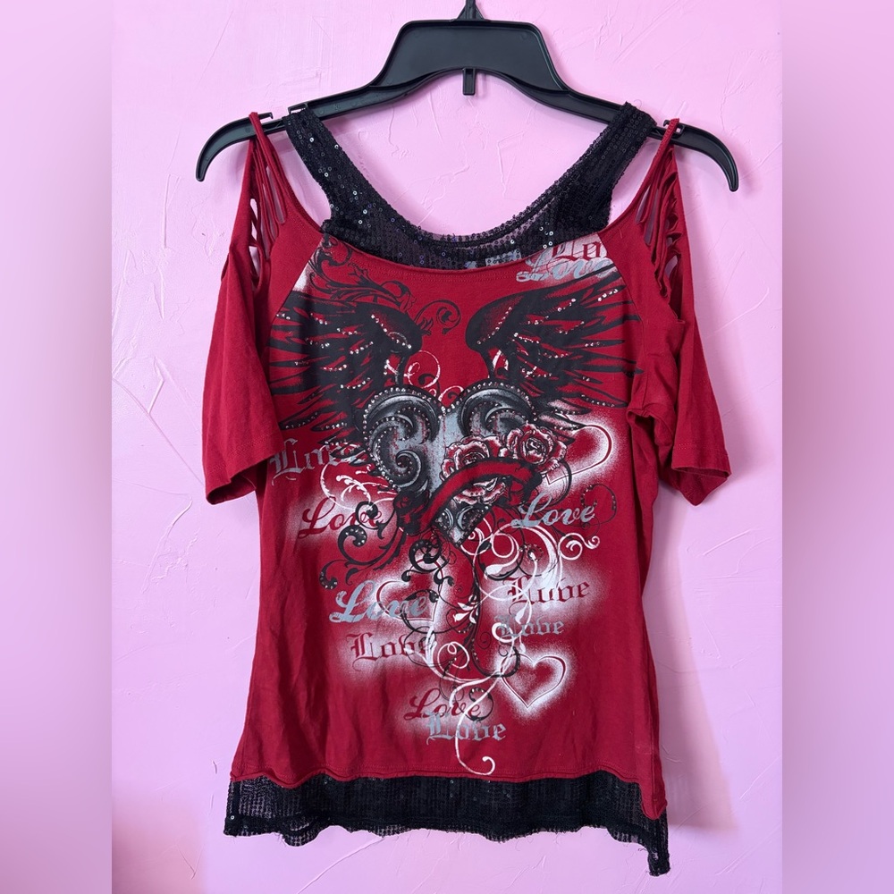 Junions BONGO Size L Red and Black Graphic Tee 💖